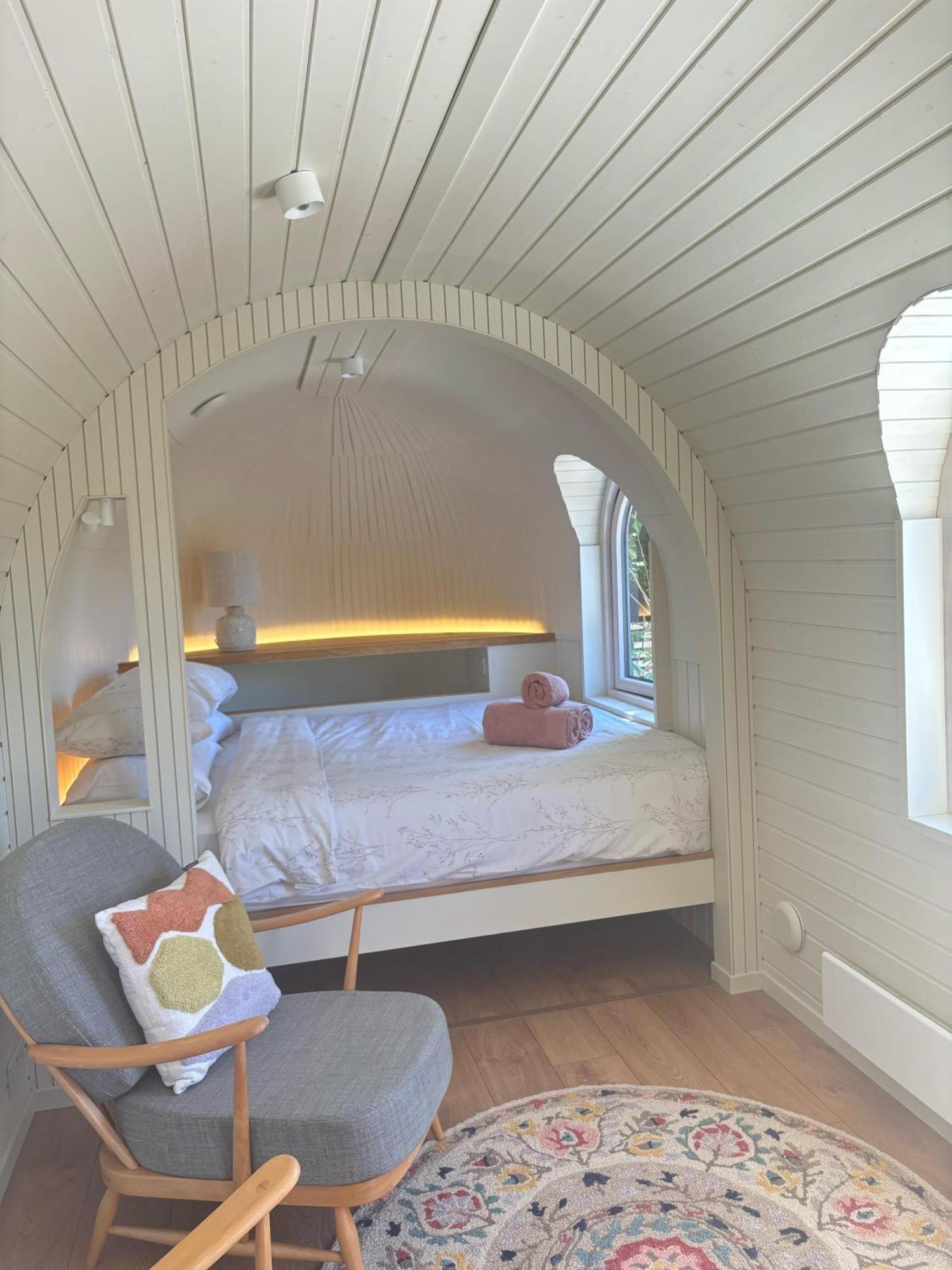 Quarrywood Glamping テンビー エクステリア 写真